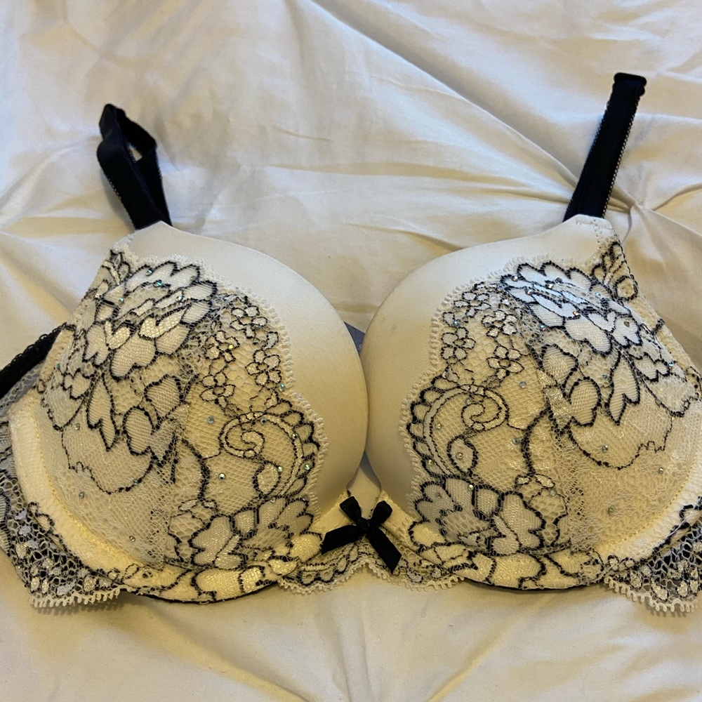 VS Dream Angels push up bra! 32b